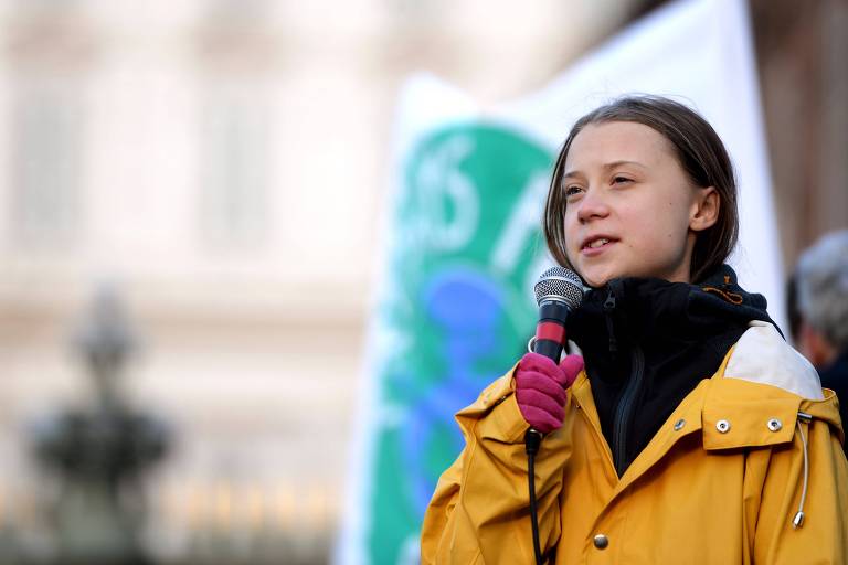 Greta Thunberg em protesto pelo clima durante a Fridays for Future